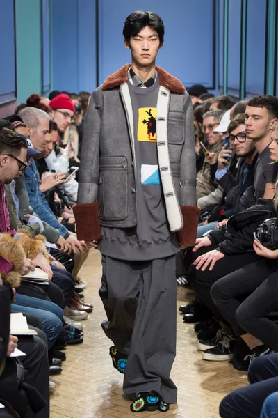 Look 36